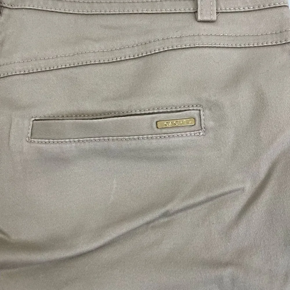 Cache| Bermuda| shorts| Has stretch| Thick material - Picture 6 of 11